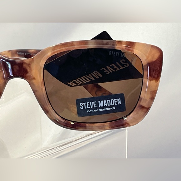 NWT Steve Madden Brown Tortoise Sunglasses - Picture 3 of 6